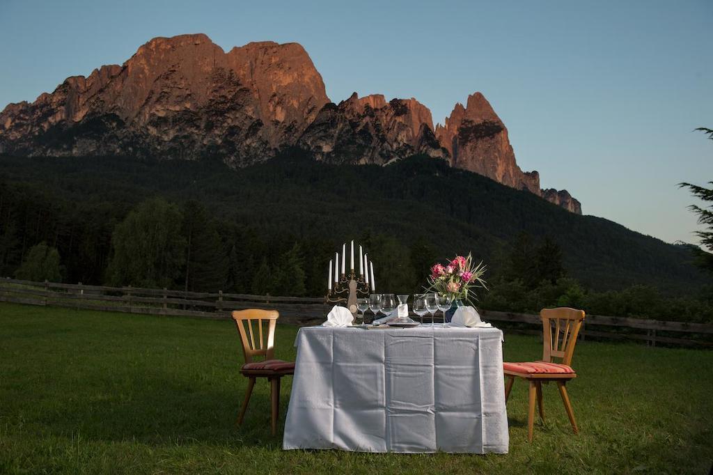 Gasthof Zum Schlern ฟีแอ ภายนอก รูปภาพ